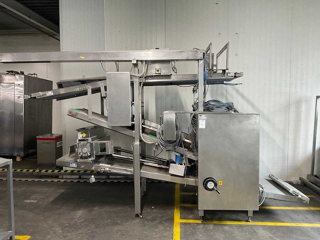 Bread line - afbeelding 1 van  9