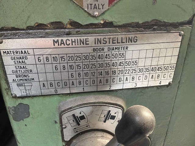 Breda afp50 borenslijpmachine - afbeelding 6 van  6