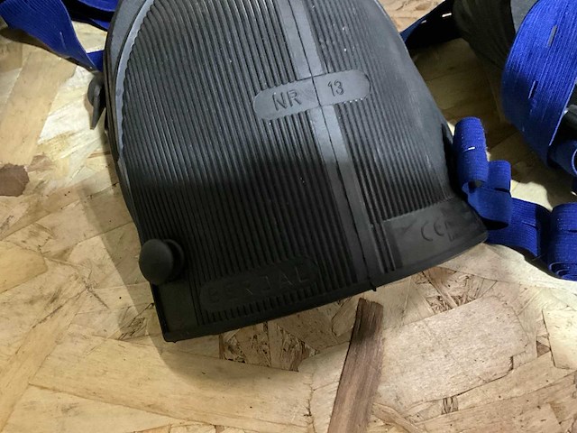 Bredal kniebeschermers 7 sets - afbeelding 3 van  3