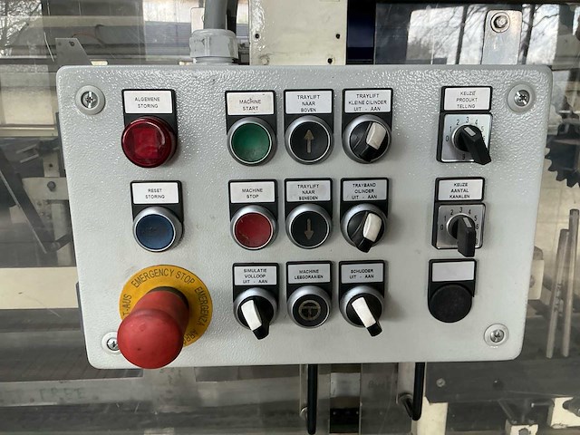 Bredapack tl 1200 conserve verpakkingmachine - afbeelding 4 van  10