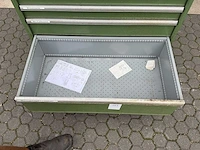 Brede lista ladenkast - gevuld met boren etc. - werkplaatsmeubilair - afbeelding 2 van  11