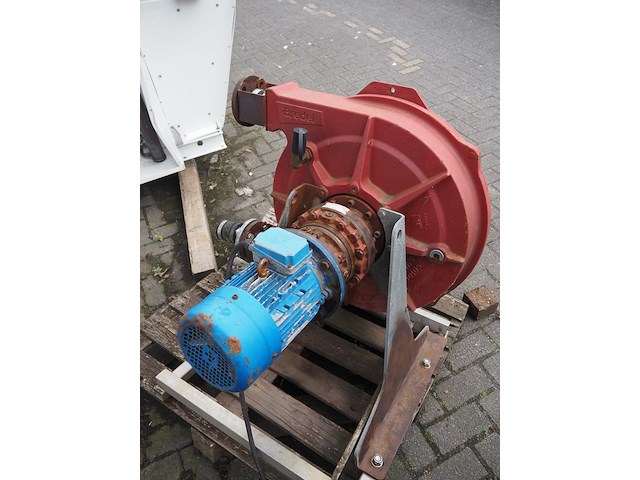 Bredel - afbeelding 4 van  9