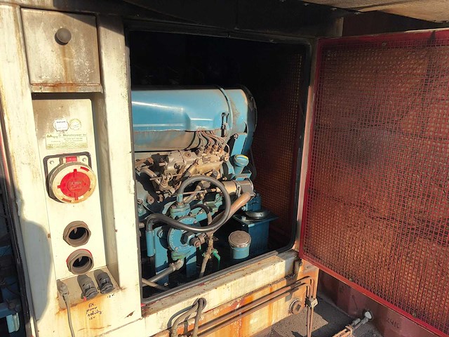 Bredenoord - 1995 - brde-35 kva - stroomgenerator in container - afbeelding 9 van  16