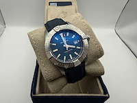 Breitling avenger automatic 42 | blue dial | unworn | 2026 - afbeelding 2 van  6