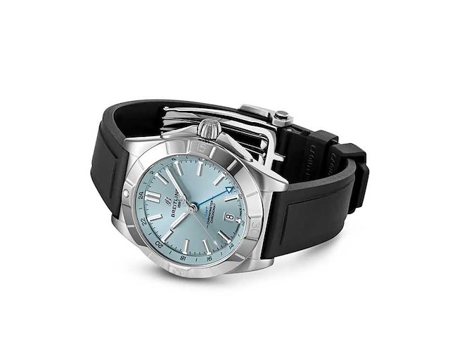 Breitling chronomat automatic gmt 40 light blue dial | unworn | 2026 - afbeelding 3 van  4