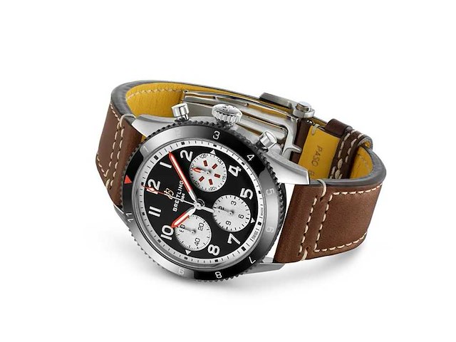 Breitling classic avi 42 | brown | black dial | unworn | 2026 - afbeelding 2 van  3