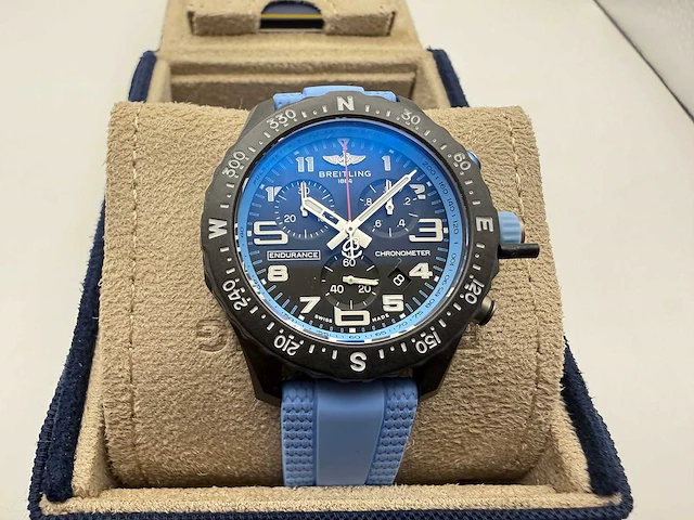 Breitling endurance pro 38 | black dial | unworn | 2026 - afbeelding 1 van  7