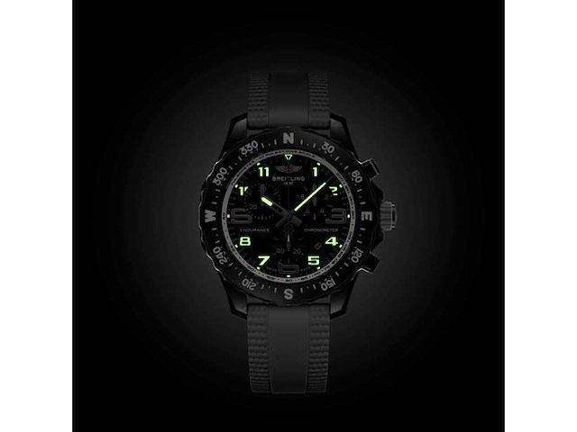 Breitling endurance pro 38 | white | unworn | 2026 - afbeelding 1 van  1