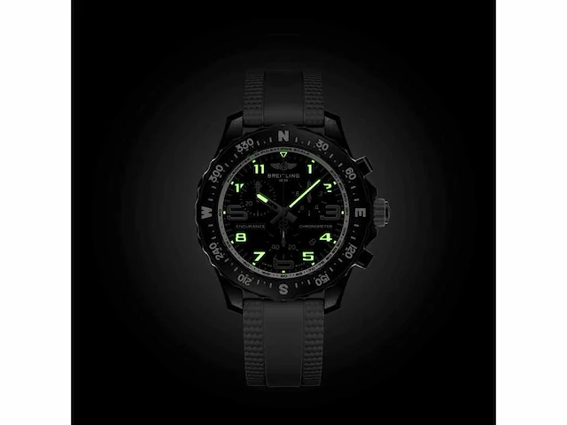 Breitling endurance pro 38 | white | unworn | 2026 - afbeelding 5 van  6