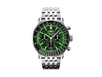 Breitling navitimer b01 chronograph 46 | green dial | unworn | 2026 - afbeelding 1 van  1