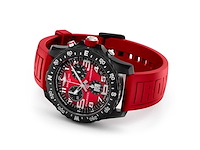 Breitling professional endurance pro 44 | red | black dial | unworn | 2026 - afbeelding 4 van  4