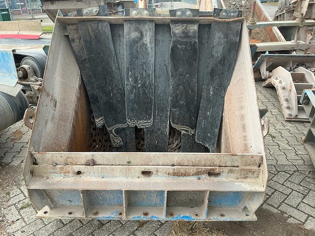Breker kleemann met een shb12 rotor. - mobiele breekinstallatie - afbeelding 44 van  98
