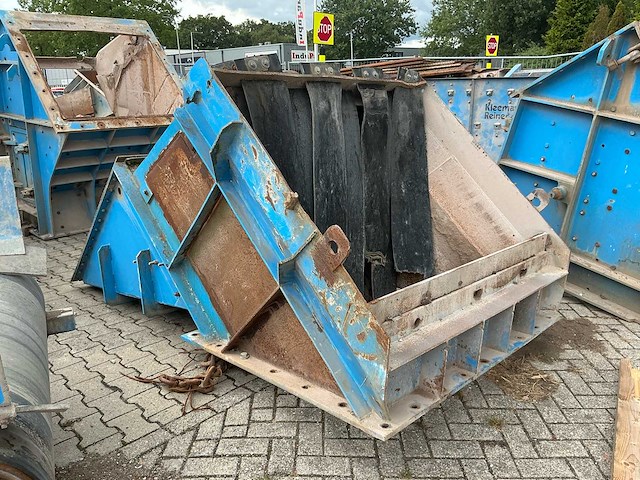 Breker kleemann met een shb12 rotor. - mobiele breekinstallatie - afbeelding 46 van  98