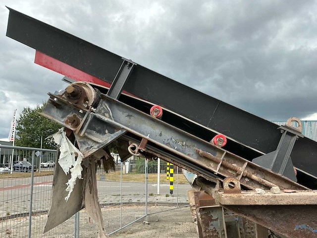 Breker kleemann met een shb12 rotor. - mobiele breekinstallatie - afbeelding 53 van  98