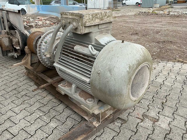 Breker kleemann met een shb12 rotor. - mobiele breekinstallatie - afbeelding 90 van  98