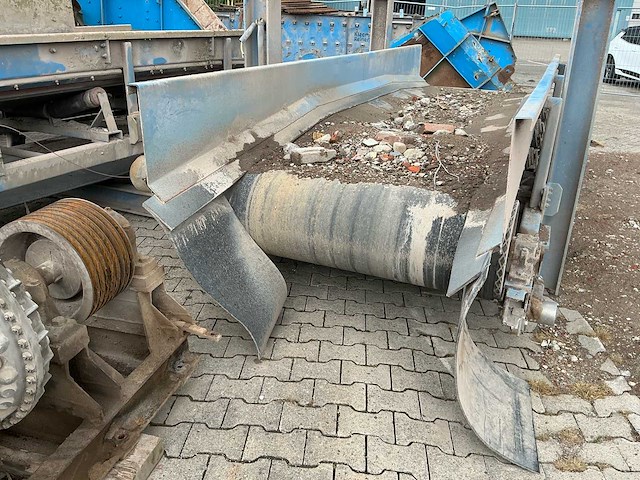 Breker kleemann met een shb12 rotor. - mobiele breekinstallatie - afbeelding 93 van  98
