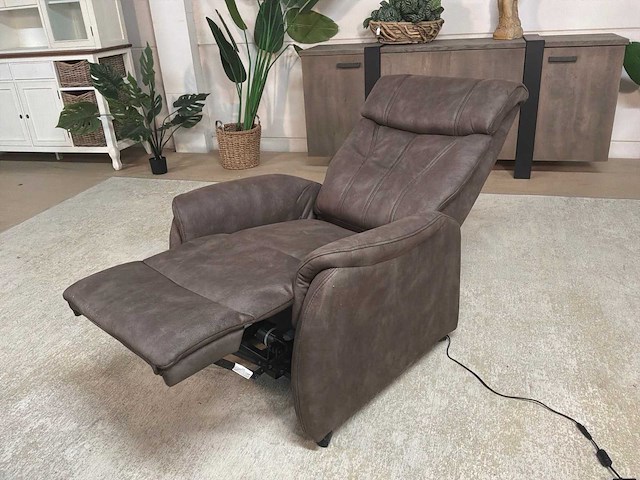 Brem electrische leren sta-op fauteuil - afbeelding 6 van  8