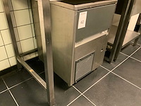 Brema ijsblokjesmachine - afbeelding 4 van  4