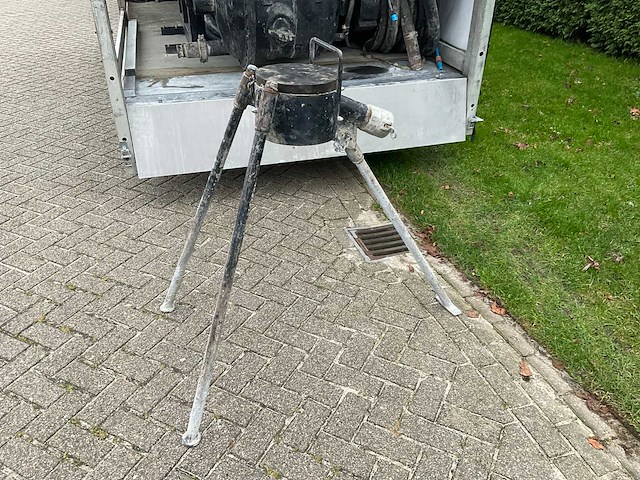Bremat 2006 vloerenpomp + 20kva stroomgenerator in aanhangwagen - afbeelding 16 van  34