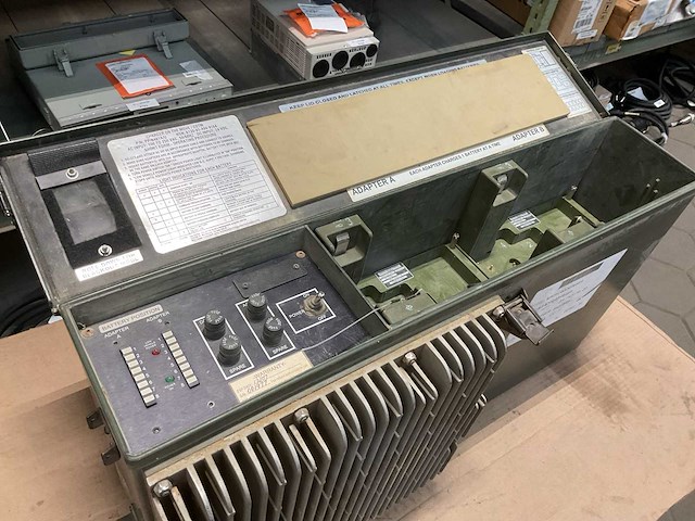 Bren-tronics battery charger - afbeelding 7 van  7