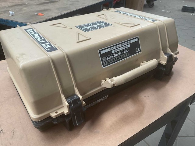 Bren-tronics inc advanced battery charger - afbeelding 5 van  6