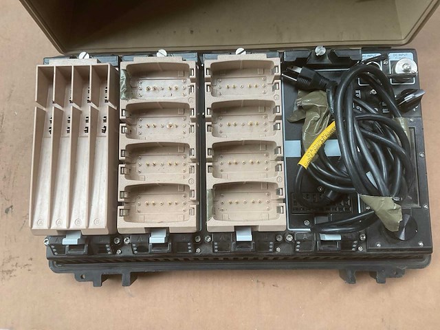 Bren-tronics inc advanced battery charger - afbeelding 2 van  2