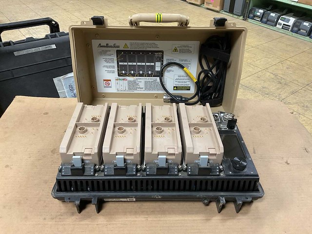 Bren-tronics inc. btc70100 battery charger - afbeelding 1 van  4