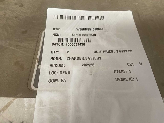 Bren-tronics inc pp-8498/u soldier portable charger - afbeelding 2 van  2