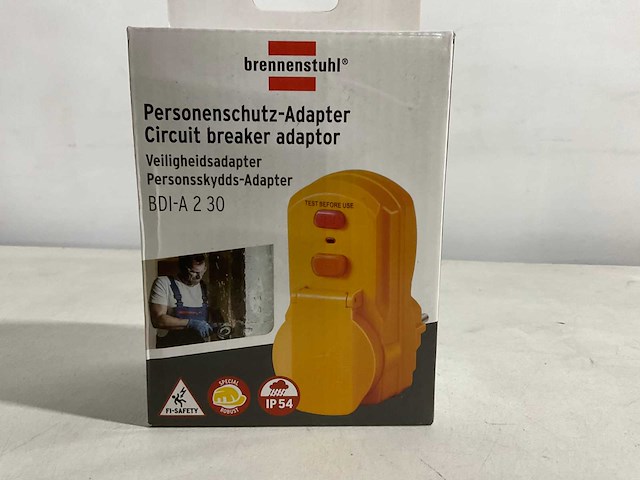 Brennenstuhl -aardlekschakelaar plug in (20x) - afbeelding 1 van  3