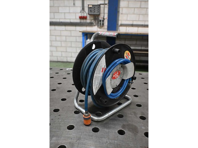 Brennenstuhl 20m pneumatische kabelhaspel - afbeelding 2 van  3
