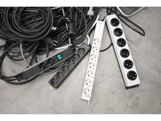 Brennenstühl / connecctra / prof haspel / rittal - 230v verlengkabelhaspels en verlengkabels (11x) - afbeelding 2 van  9