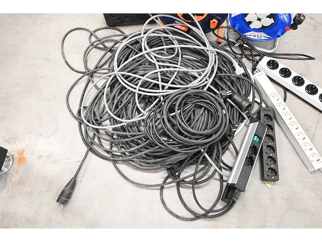 Brennenstühl / connecctra / prof haspel / rittal - 230v verlengkabelhaspels en verlengkabels (11x) - afbeelding 3 van  9