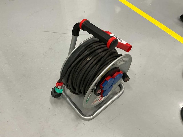 Brennenstuhl garant kabelhaspel - afbeelding 3 van  6