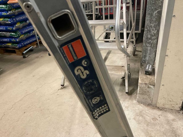 Brennenstuhl vouwladder - afbeelding 7 van  8