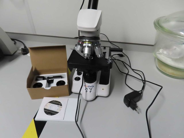 Bresser - 5102000 - erudit dlx microscoop - afbeelding 5 van  5