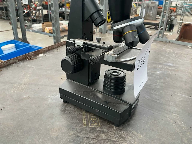 Bresser lcd micro microscoop - afbeelding 3 van  6