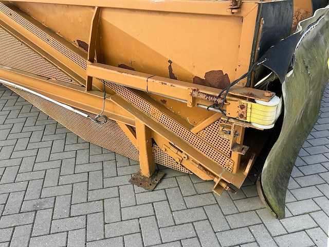 Breston stortbak - afbeelding 12 van  32