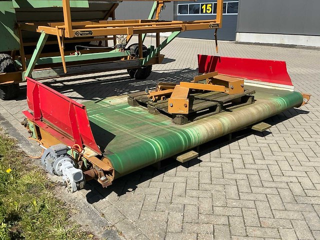 Breston stortbak - afbeelding 11 van  32