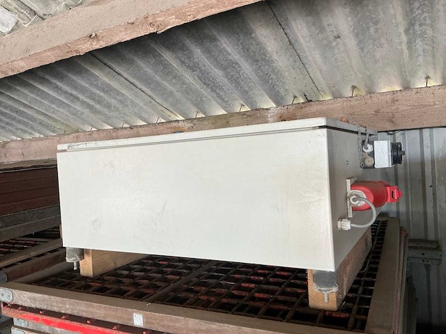 Breston stortbak - afbeelding 27 van  32