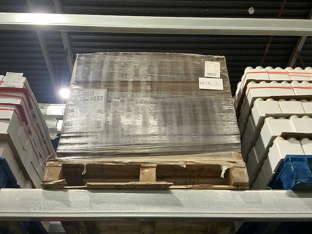 Brewdog kartonnen doos (5600x) - afbeelding 1 van  2