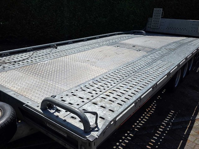 Brian james trailers - kantelbaar - t6 autotransporter - elektrische lier - 2023 - aanhangwagen - afbeelding 2 van  17