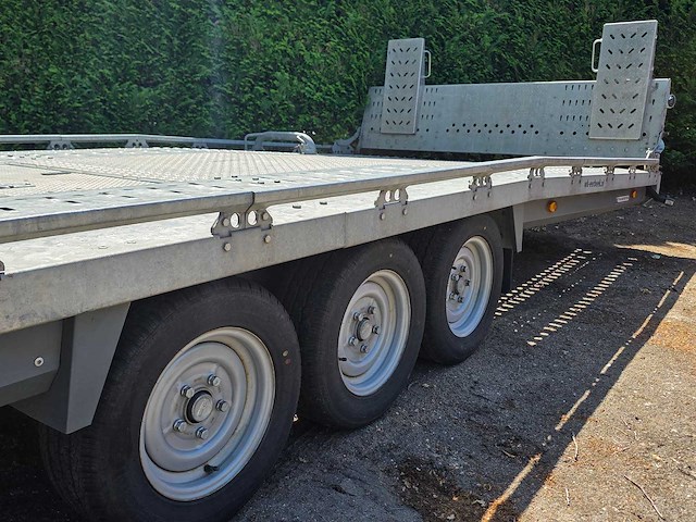 Brian james trailers - kantelbaar - t6 autotransporter - elektrische lier - 2023 - aanhangwagen - afbeelding 5 van  17
