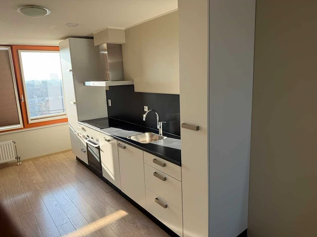 Bribus - keuken met apparatuur - afbeelding 1 van  12