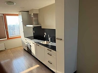 Bribus - keuken met apparatuur