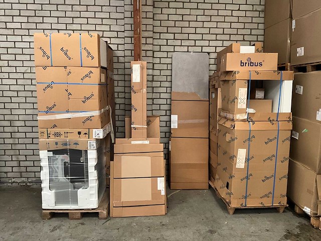 Bribus - keukenopstelling v.v. siemens apparatuur 280x240cm - afbeelding 1 van  10