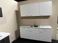 Bribus keuken - 260cm v.v. postform werkblad v.v. spoelbak, kleur w300 wit (nieuw in doos) - afbeelding 1 van  11