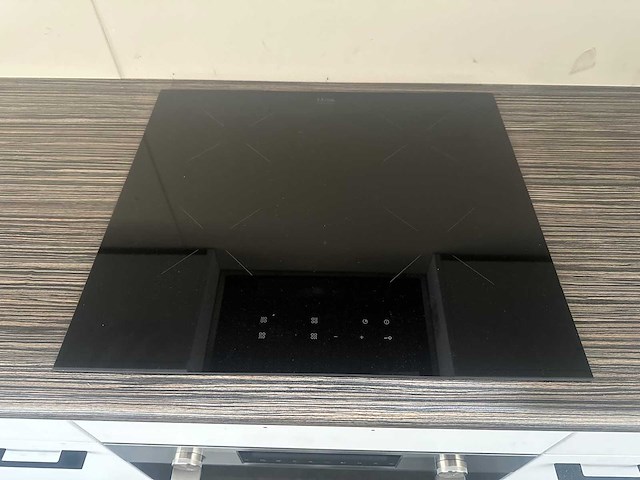 Bribus keuken v.v. etna inbouwapparatuur,interblad multiplex werkblad 405cm (showroommodel) - afbeelding 9 van  11