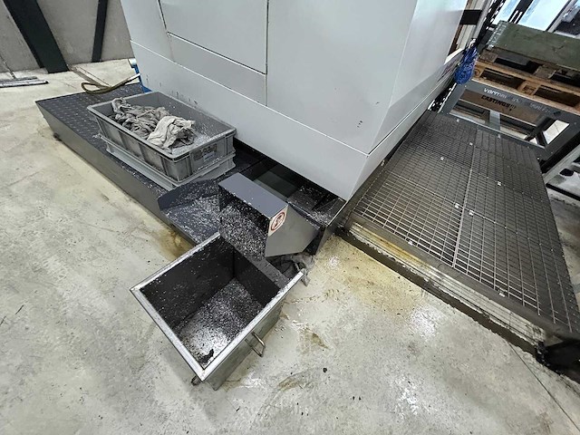Bridgeport - 2004 - vmc 1000.22 - verticale machinecentra - afbeelding 18 van  18