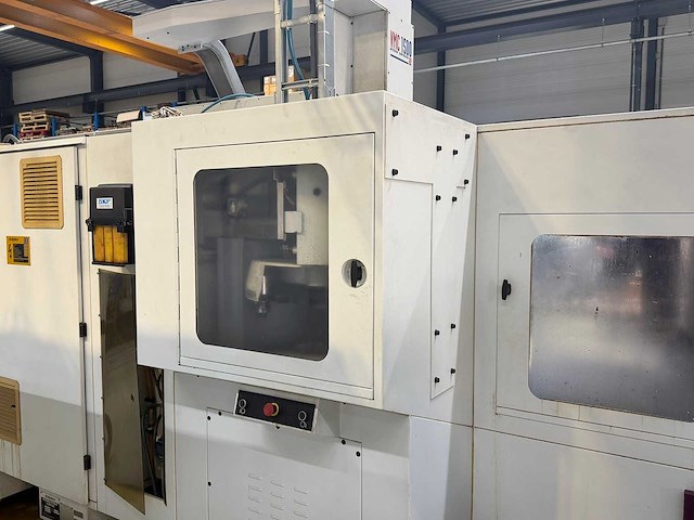 Bridgeport - vmc 1500 portal - portal milling machine - 1999 - afbeelding 15 van  19