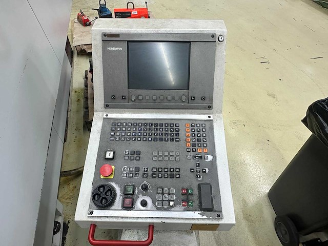 Bridgeport - vmc 1500 portal - portal milling machine - 1999 - afbeelding 19 van  23